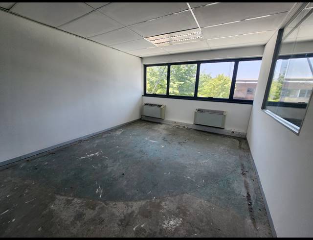 313M² RETAIL TO LET IN RANDJESPARK